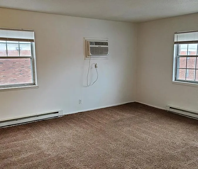 739 Washington St #214 — Photo 4