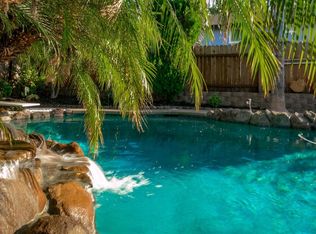 957 Quartz Ln, Roseville, CA 95678