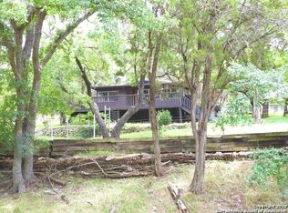 352 32nd St E, Lakehills, TX 78063