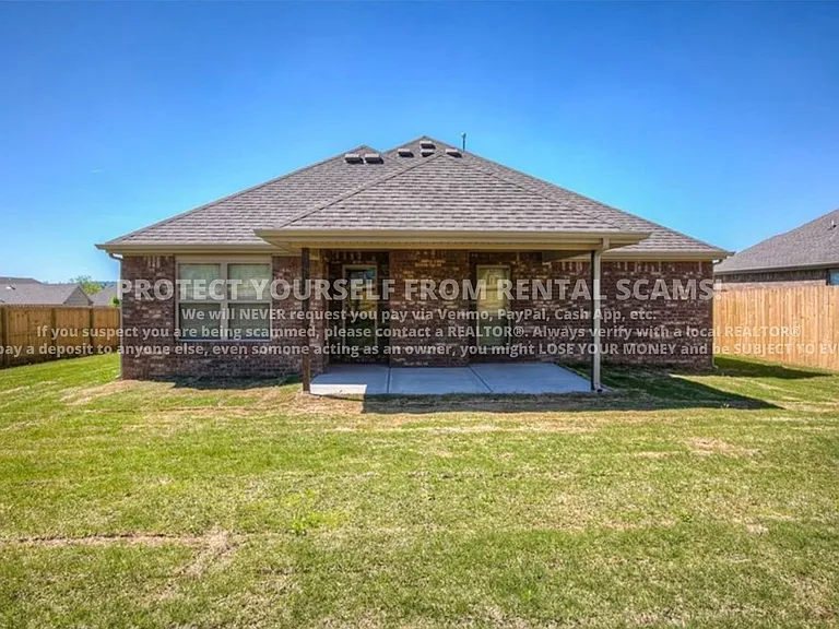 2852 W Millstone Dr — Photo 15