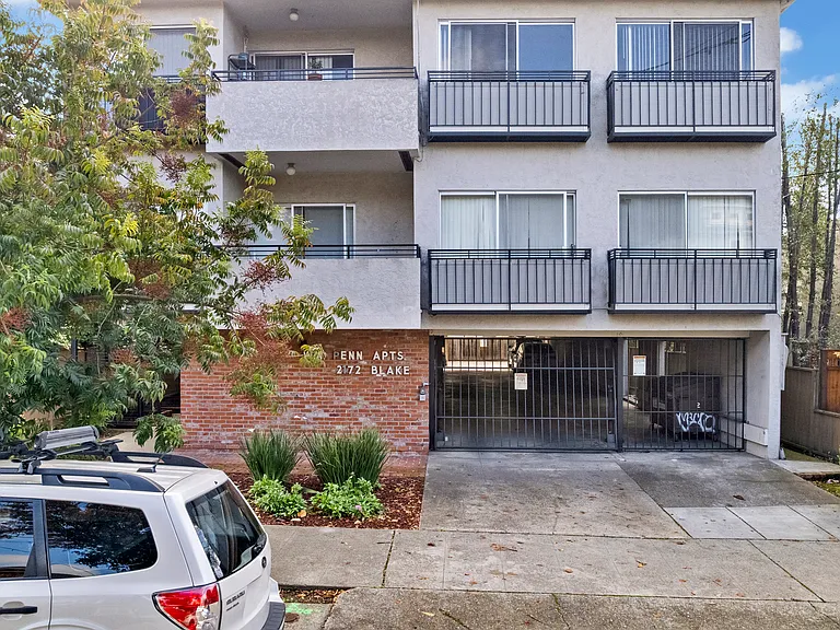 2172 Blake St #5 — Photo 26