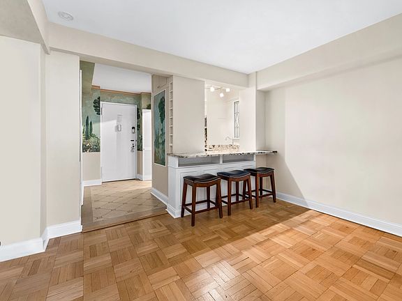 2nd image of 135 E 54th St APT 10D
