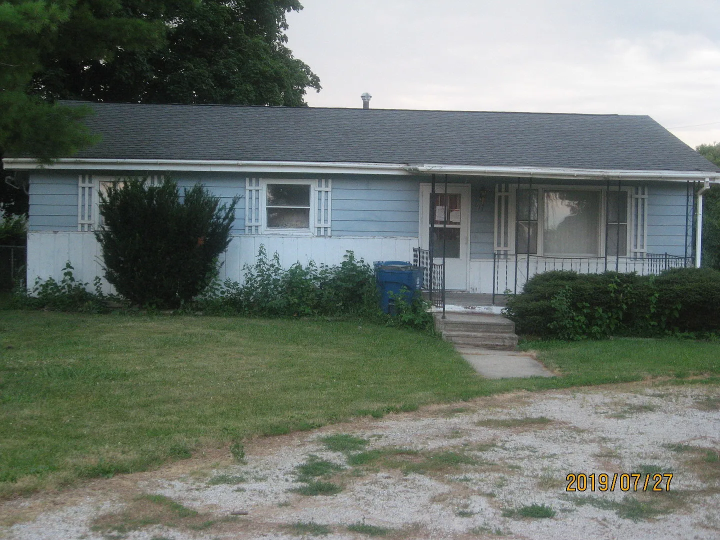 611 N 4th Ave photo 1