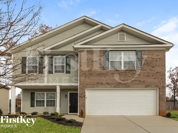 4538 Austin Dekota Dr, Charlotte, NC 28269