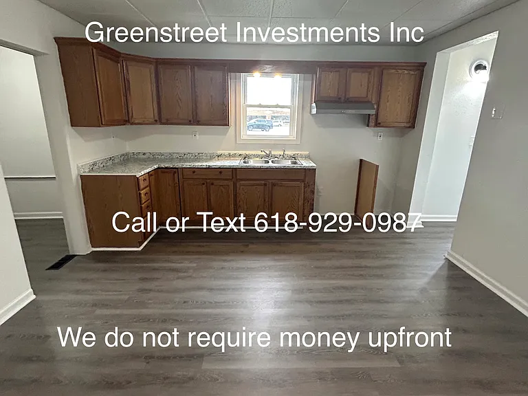 105 S 3rd St — Photo 3
