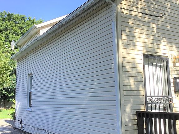 3rd image of 2524 E 86th St