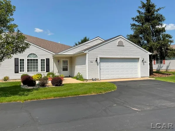 704 Carriage Dr, Tecumseh, MI 49286