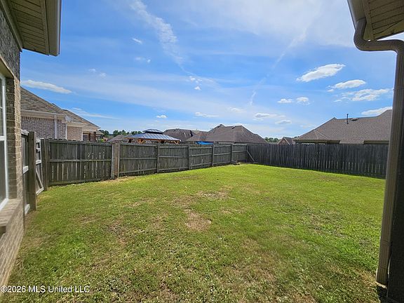 4th image of 4139 Vineyard Dr E #S