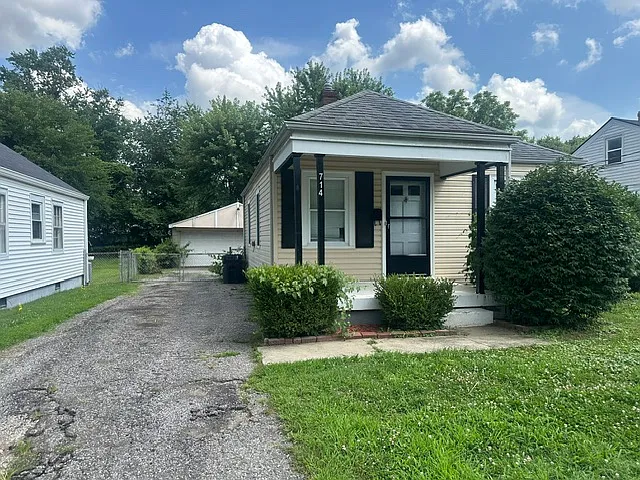 2 bed, 708 sqft, $1,150 — Photo 1