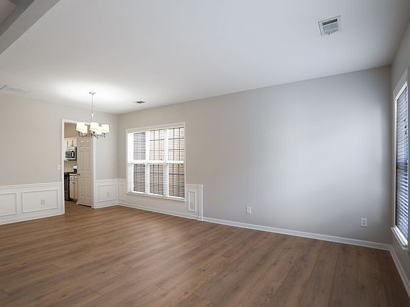 Entry Living Area