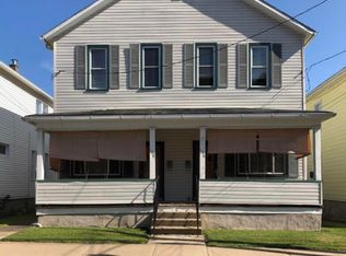 136 E Walnut St, Plymouth, PA 18651