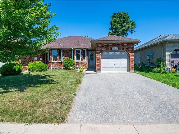 2nd image of 133 Whitlaw Way