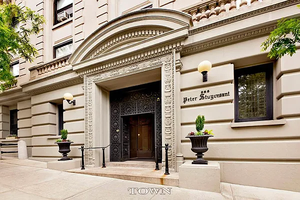 Sold by Town Residential | media 19