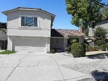 36527 Nichols Ave photo 1