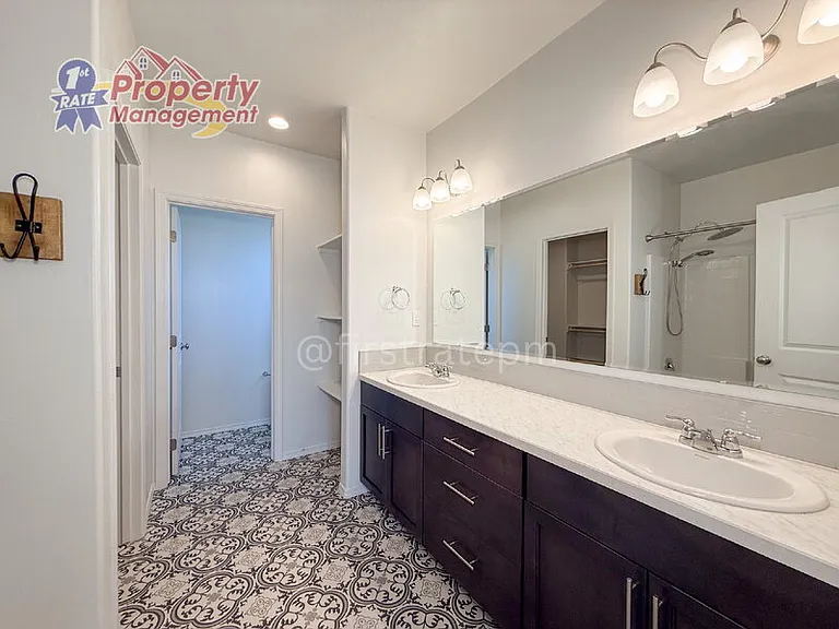 4800 Great Falls Ave — Photo 17