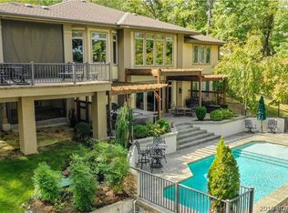 31 Albero Ct, Sunrise Beach, MO 65079
