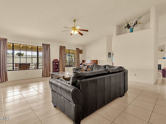 4th image of 9663 S Palm Dr