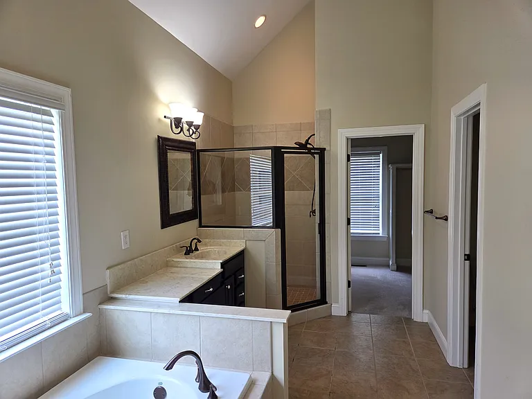 1105 Bert Ct — Photo 15