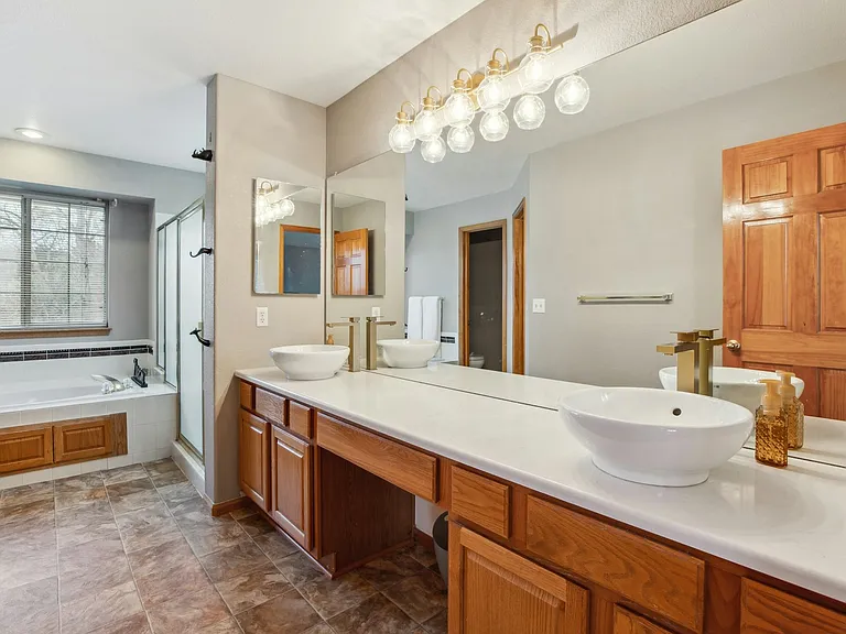 5751 S Truckee St — Photo 16