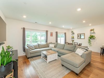 69 Veterans Way, Morris Plains, NJ, 07950