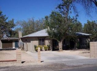 16352 Chestnut St, Hesperia, CA 92345