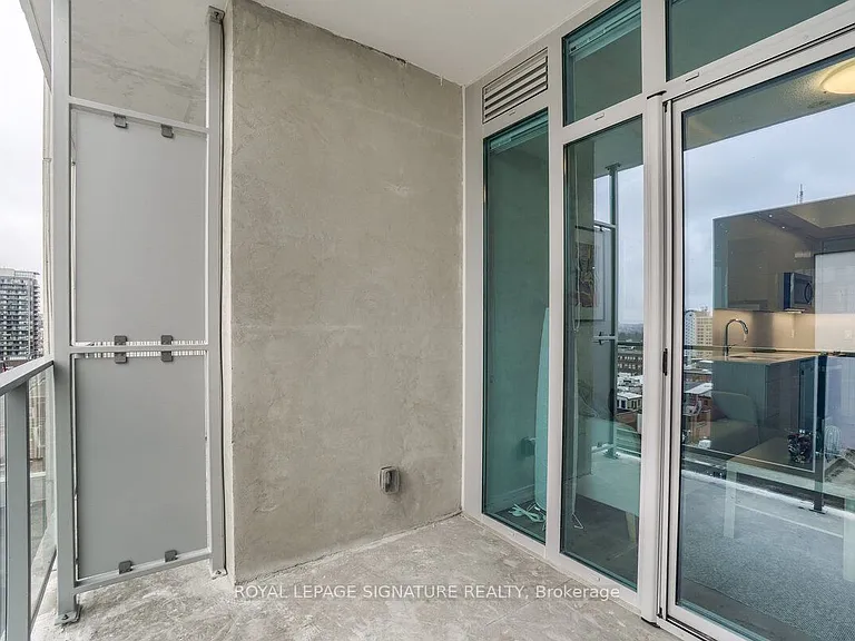 60 Frederick St #811 — Photo 25