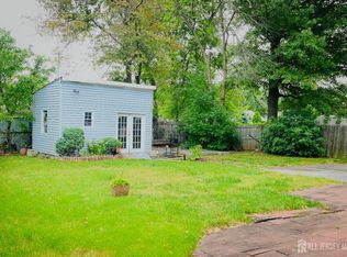 11 Baxter Rd, Edison, NJ 08817