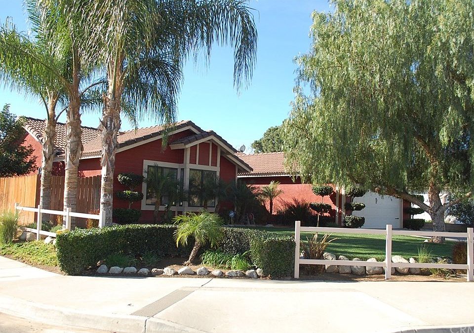1st image of 25711 Clifton Ct