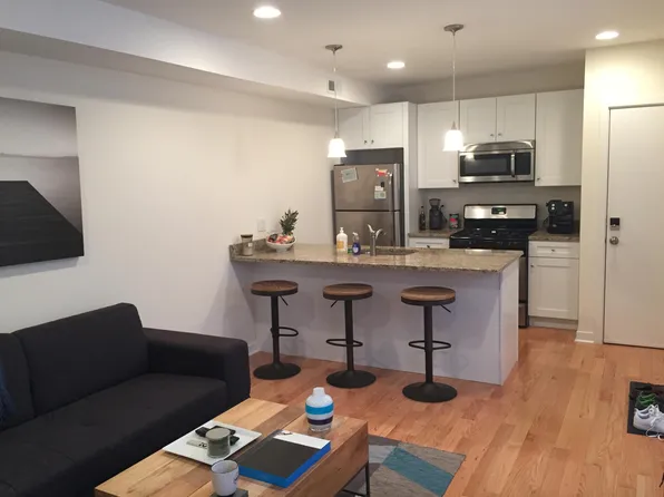 1730 Mount Vernon St, Philadelphia, PA