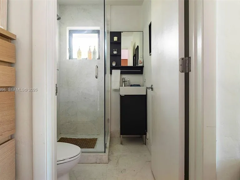 524 Oleander Dr — Photo 34