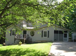 5434 Blackhawk Dr, Acworth, GA 30102