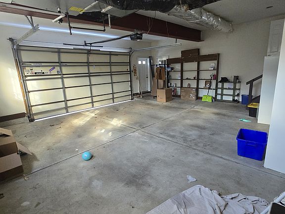 3rd image of 892 Elmwood Ave
