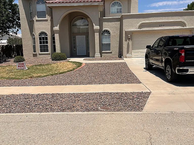 1st image of 659 Country Oaks Dr