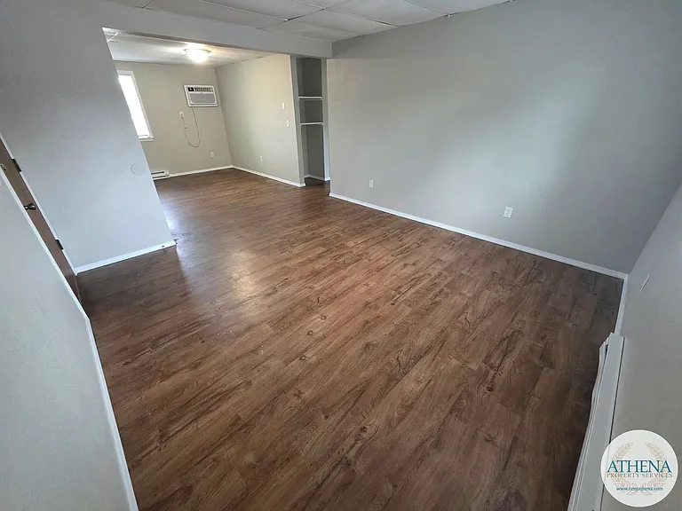 1318 N Sprigg St — Photo 5