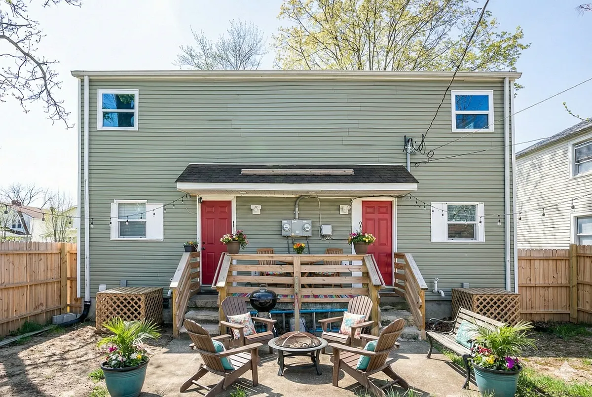 Virtually staged - 1098 22nd Ave