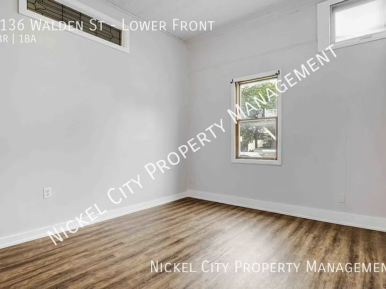 1136 Walden Ave #LOWER FRONT — Photo 7