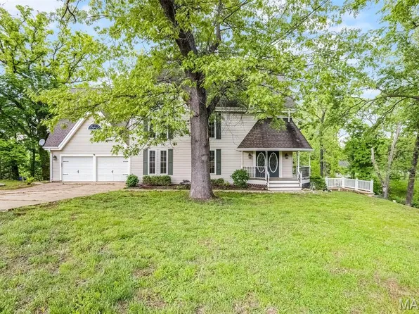3 Oak Bluff Dr, Lake Saint Louis, MO 63367