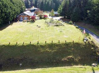 885 Lanqvist Rd, Mount Waddington, BC V0N 2R0