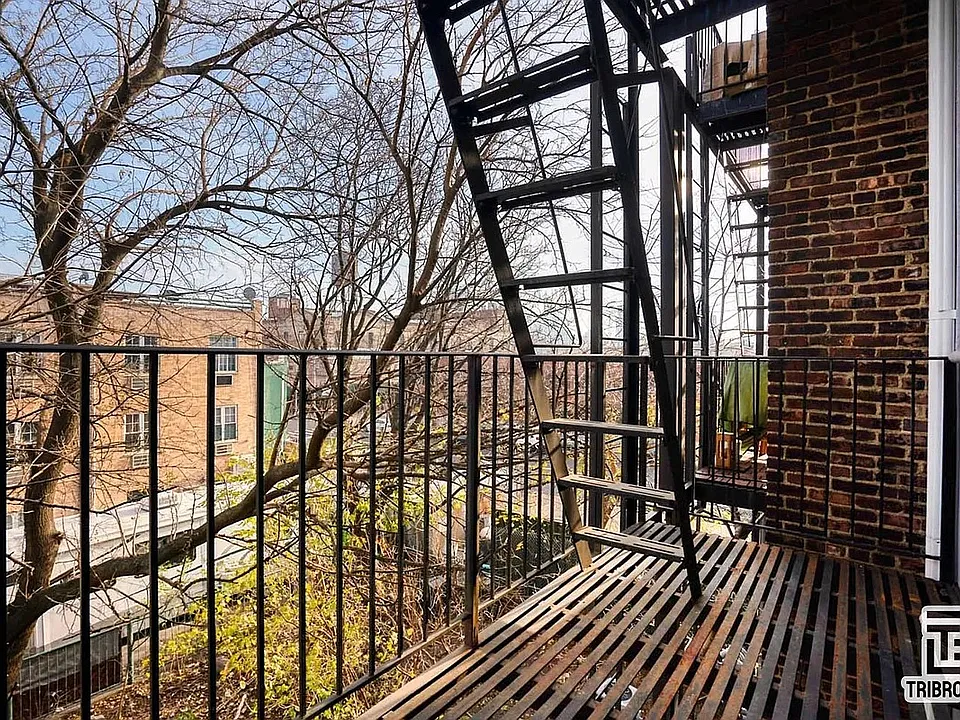 269 Ocean Pkwy #4C