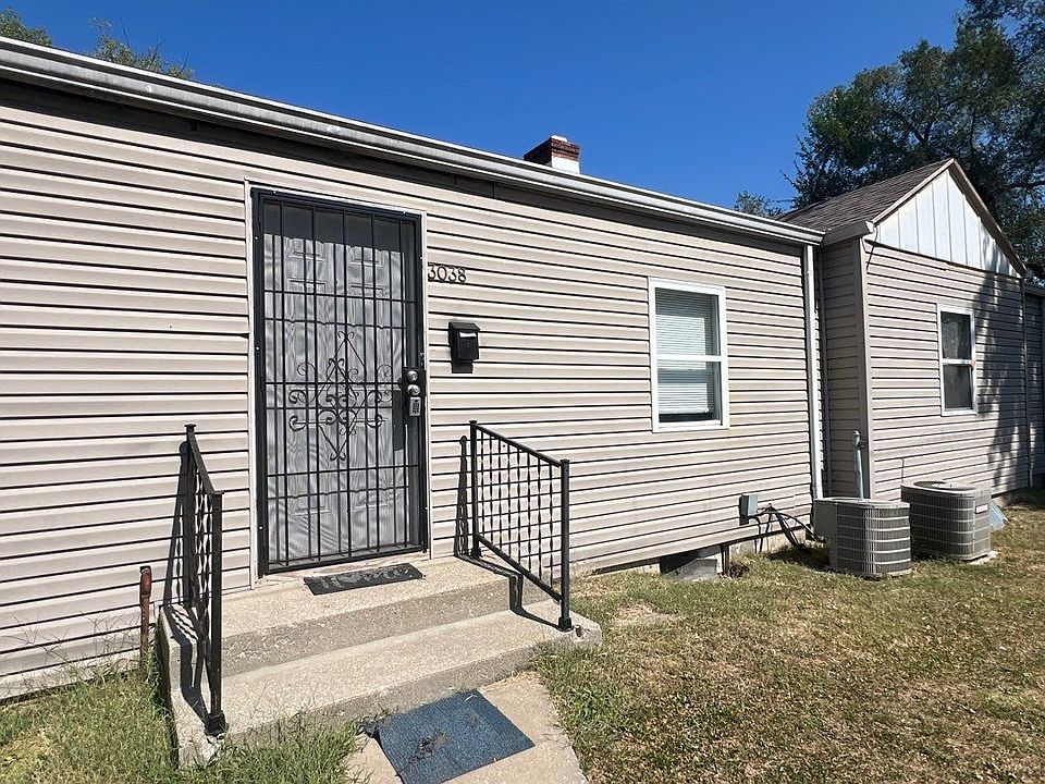 1st image of 3038 W 18th St #1