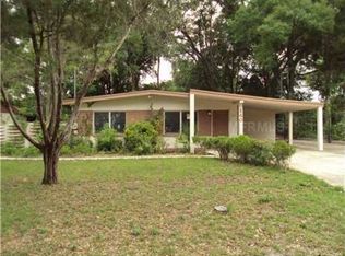 140 E 1st St, Apopka, FL 32703