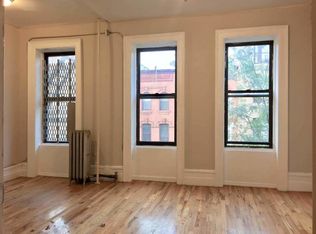 140 W 111th St #8D, New York, NY 10026