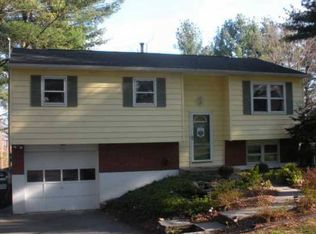 2306 Spruce Dr, Valatie, NY 12184