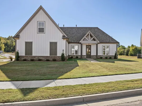 85 Highland Park Cv, Oakland, TN 38060