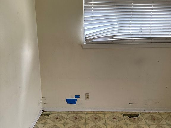 4th image of 830 GREEN PARK ST