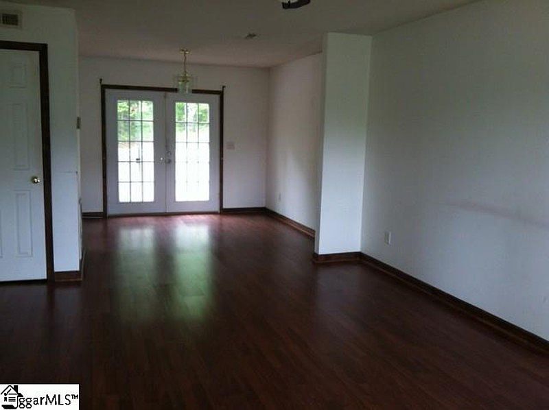 35 McCauley Ln, Travelers Rest, SC 29690 Zillow