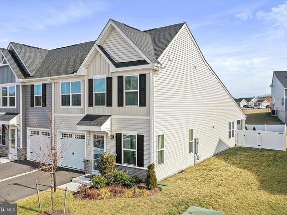 4th image of 158 Bibury St