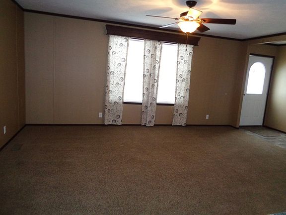 4th image of 214 Monticello Dr