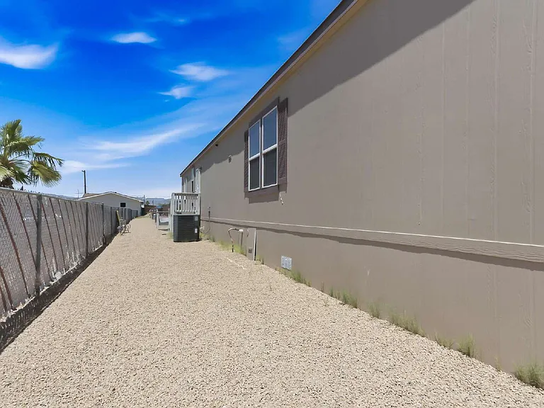 6253 Mount Rainier Ave — Photo 6