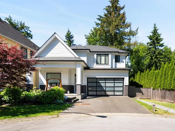 3323 147th St, Surrey, BC V4P 1Z8